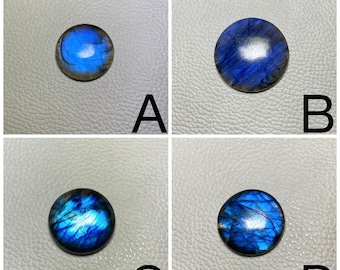 Beautiful ~~ Blue Flashy Labradorite Round Shape Cabochons At WHOLESALE Price Labradorite Loose Gemstone.