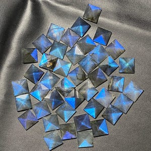 Blue Flash Labradorite Pyramid - Handpicked Labradorite Pyramid - AAA Quality Gemstone for Jewelry Making - Unique Square Design&quot; 10 - 20 MM