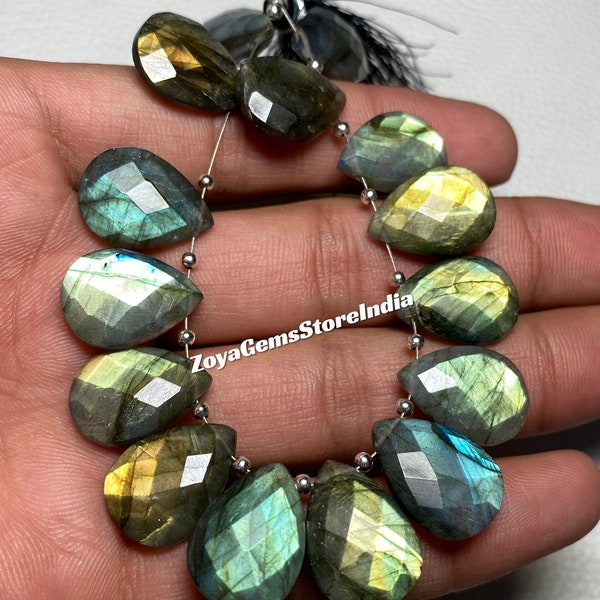 AAA Labradorite Briolette Checker Cut Perles de pierres précieuses en forme de poire / 6x8 - 20x30 mm. / Labradorite Multi Feu Au Prix De Gros 15 Pcs Perles.