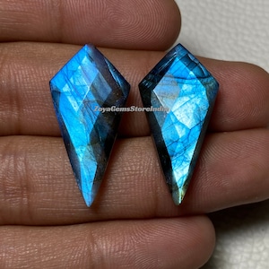 AAA Blue Flashy Labradorite Both Side Faceted Checker Cut Briolette Kite Shape At Wholesale Price Loose Gemstone. Size - 8x16 To 15x30 Mm.