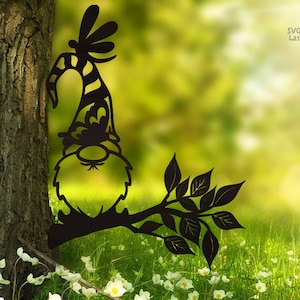 Tuinkabouter Tree Stake SVG - Glowforge Files - Laser Gesneden Bestanden - CNC Files - Gnome SVG - Dragonfly Butterfly - Fantasy Garden Lawn Decor