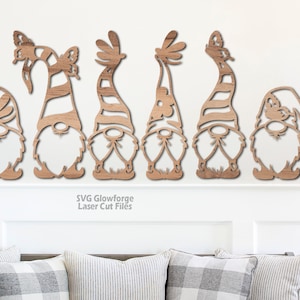 Summer Garden Wichtel SVG - Glowforge Dateien Bundle - Laser Cut Dateien - Sommer SVG - Fantasy Wandschild - Blumen Schmetterling Wichtel