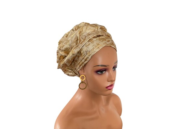 Fare Un Turbante Con Un Foulard Il Foulard Per Capelli è La Nostra