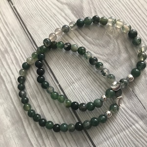 Moss Agate with sterling silver stretch bracelet