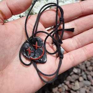 louis tomlinson necklace/ merch /smile/ plectrum/ faith in the future merch