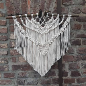 macrame wall hanging