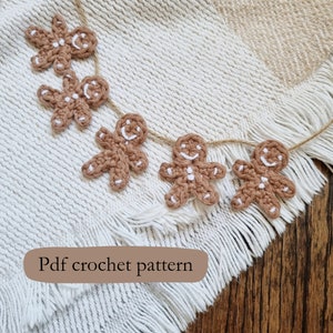 Gingerbread pdf crochet pattern | mini crochet Gingerbread | Christmas crochet pattern