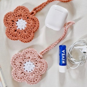 6 in 1 crochet flower pattern, pdf download, crochet pouch, coaster, pin cushion, garland, decoration and applique. zdjęcie 6
