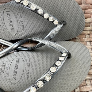 Original HAVAIANAS Flip Flops Women Slim with 7 Crystals and Personalized Charm