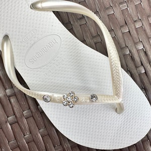Original HAVAIANAS Flip Flops Women Slim with Crystal and Personalized Charm