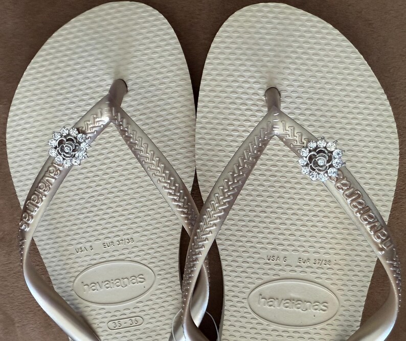 Original HAVAIANAS Flip Flops Women Slim with Silver Flower Charm imagem 4
