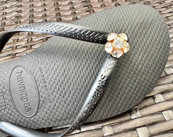 Original HAVAIANAS SLIM Flip Flops with Flower and Personalized Charm