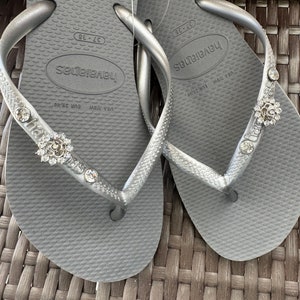 Original HAVAIANAS Flip Flops Women Slim with Flower and Crystal and Personalized Charm