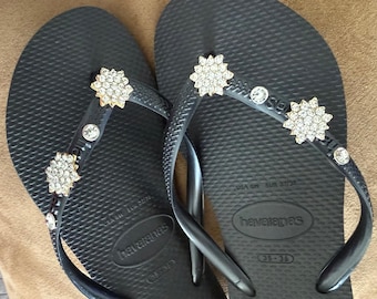 Original HAVAIANAS SLIM Flip Flops with Flowers and Crystals Personalized Charm