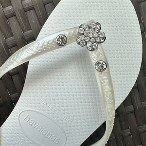 Original HAVAIANAS SLIM Flip Flops with Flower and Personalized Charm