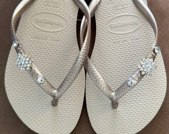 Original HAVAIANAS SLIM Flip Flops with Flower + Crystal Personalized Charm