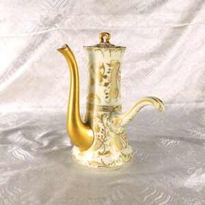 Tressemanes och Vogt Limoges chokladburk med upphöjda gulddetaljer # 27328