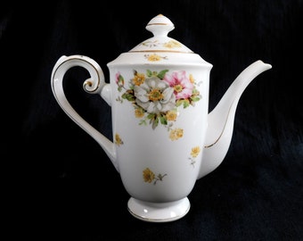 Albion White Floral Teapot from Japan # 23050