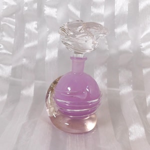 Roze Tamaian gesigneerde glazen parfumfles met stop # 26255