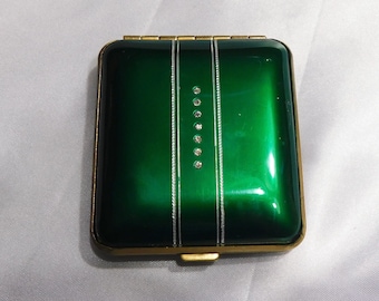 Emerald Green Mondaine Compact with Seven White Stones