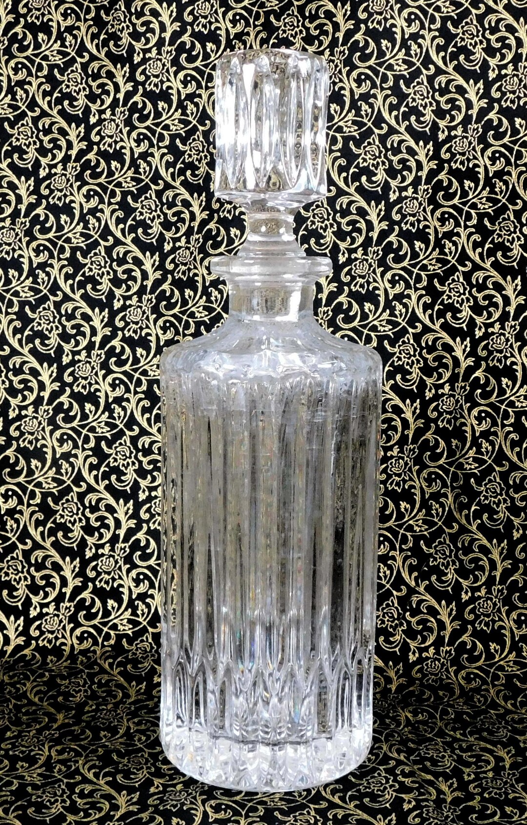 Round Cut Crystal Decanter With Vertical Cuts # 25782 - Etsy Round Cut Crystal Decanter with Vertical Cuts # 25782 main image 0