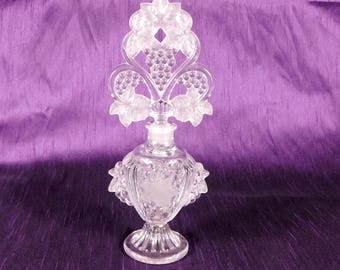 Clear Glass Footed Perfume Bottle with Open Stopper Design # 27513