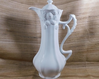 カルドゥン＆ボーグル社製、バラ模様の白いコーヒーポット #26334