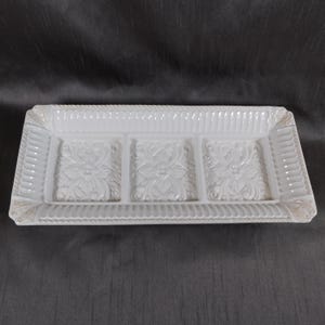 Lenox Three Section Hors d&#39;Oeuvre Tray in Butler&#39;s Pantry # 25880