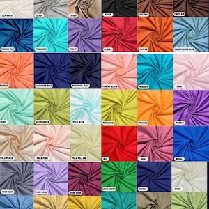 Puede incluir: Una carta de colores que muestra una variedad de muestras de tela. Las muestras están dispuestas en una cuadrícula, cada una mostrando un color sólido diferente, incluyendo blanco seda, plata, negro, turquesa, violeta, rojo y más. La tela está arrugada para mostrar la textura.