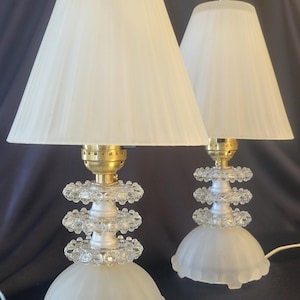 Pair of Petite 1940&#39;s Depression Glass Boudoir Lamps