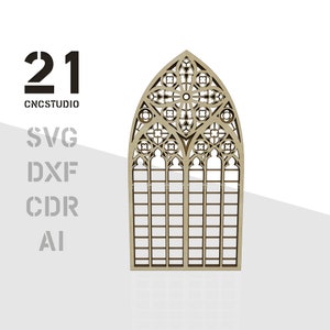 Pode incluir: Um recorte de madeira de uma janela de arco gótico com detalhes intrincados. A janela é feita de várias peças de madeira que se juntam para criar um design complexo. A janela é um elemento de decoração de casa popular e pode ser usada para adicionar um toque de elegância a qualquer cômodo.
