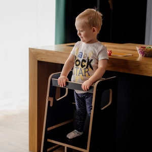 Aide de cuisine blanc Tour d'apprentissage Tour de cuisine Montessori Tabouret de cuisine massif Tabouret de sécurité Escabeau pour tout-petit Cadeau pour les enfants image 3