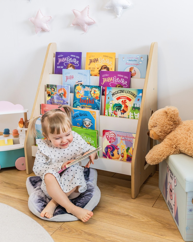 Regał Montessori – organizer na książki i zabawki dla maluchów, nowoczesny, minimalistyczny design zdjęcie 8