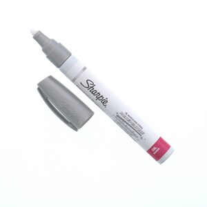 Silver Sharpie Oil-Based Paint Marker Pen - Medium