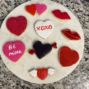 12 Sugar Cookies - Valentine’s Day Gift - Valentine’s Day Sugar Cookies - Galentine cookies - decorated cookies