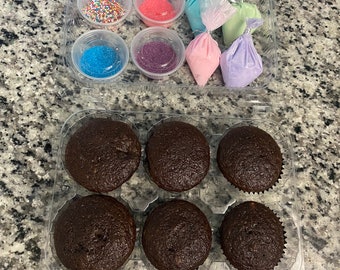 cupcakes / decorate your own / cupcake party / desserts / diy / treats