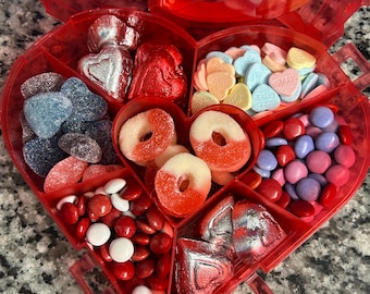 Valentine’s Day / snackle box / candy / gifts for kids / snacks