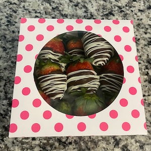 Chocolate strawberries / anniversary / birthday / desserts / handmade / chocolate / strawberries