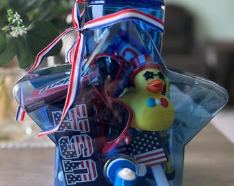 Fourth of July / snacks / treats / July 4th / dispenser / holidays