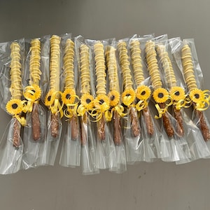 Chocolate covered pretzels / spring / sunflowers / chocolate dipped / dessert / Easter / party favors