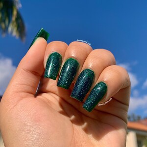 CUSTOM SOLID COLOR Press-On Nails | Reusable Plastic-Free Soft-Gel Press-On Nails with Manicure Kit | Made to Order | 125+ Colors Available