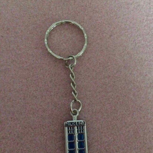 Dr Who Police Box Tardis keyring keychain bag charm zip pull