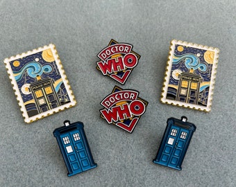 Dr Who / Police Box Tardis metal enamel pin badge/ brooch