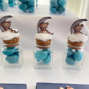 Bomboniere per baby shower con caramelle e cioccolato, caramelle per bambini, bomboniere al cioccolato, bomboniere personalizzate, cioccolato per baby shower, bomboniere per baby shower, cioccolatini a forma di orsetto