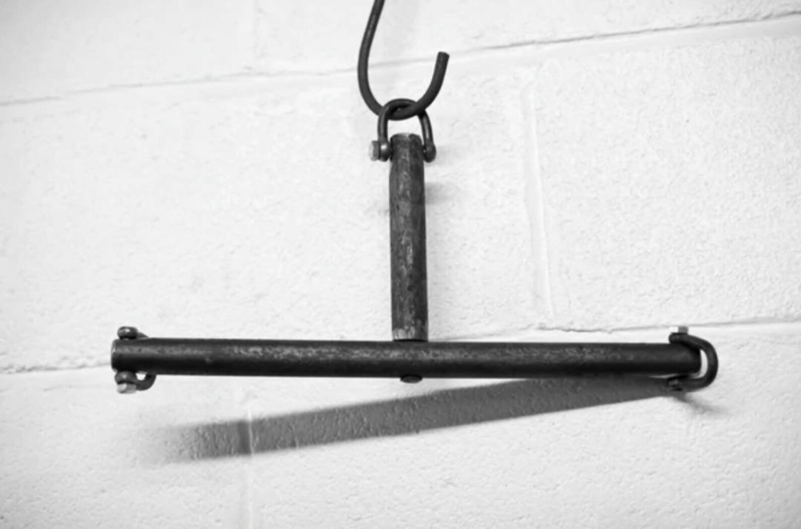 Heavy Metal Bondage Tbar Restraint , Hand BDSM, Spreader Bar