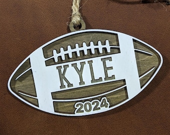 Glowforge | Brandwonden | xTool | Voetbal | Aanpasbaar kerstornament Gepersonaliseerd SVG-lasergesneden bestand