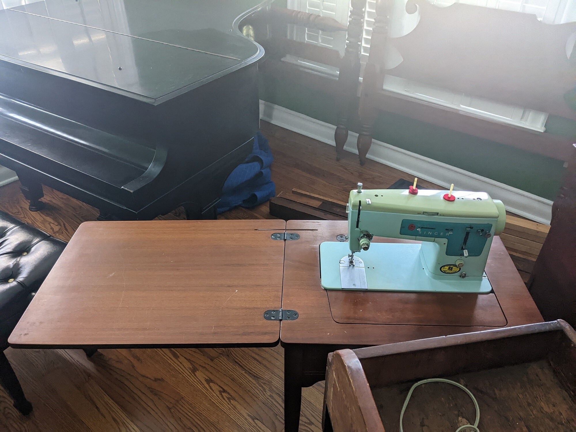 【sun flower】SINGER ビンテージ木製テーブル Singer Sewing Machine With Table Style Mate Standard Zig-zag Model
