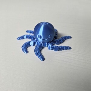 Articulated Octopus Toy – 3D Printed Flexi Desk Pet, Poseable Sea Creature Fidget