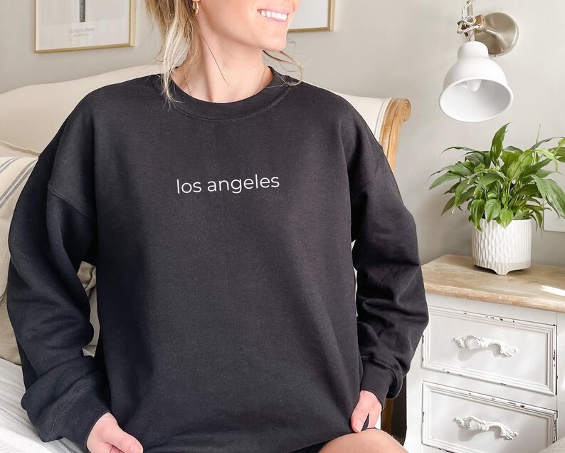 Los Angeles Sweatshirt | Los Angeles Pullover | Los Angeles Crewneck | California Tshirt | Vintage Sweatshirt | Embroidered Sweatshirt image 1