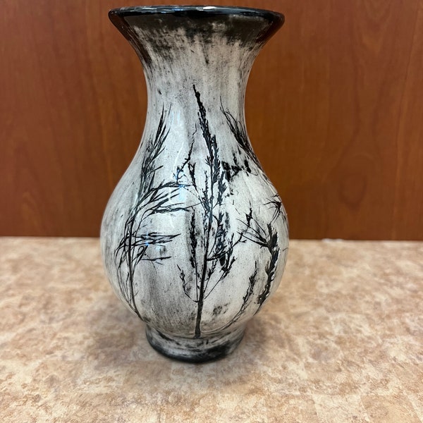 Fred Devlin vase